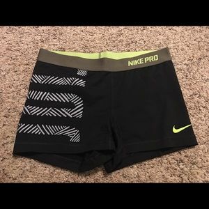 NWOT women’s Nike pro